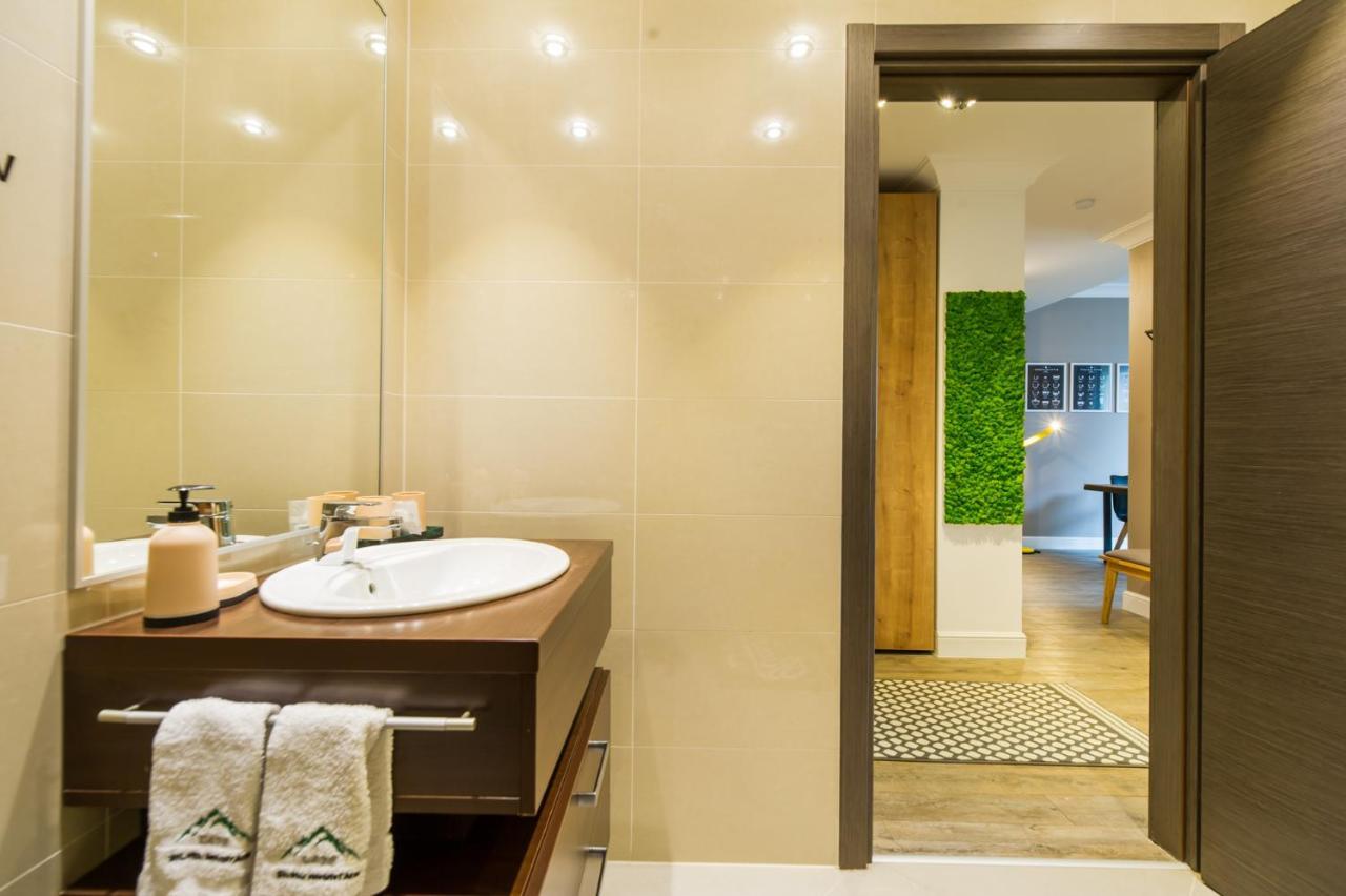 Sarah Deluxe Apartment In Silver Mountain Poiana Braşov Dış mekan fotoğraf